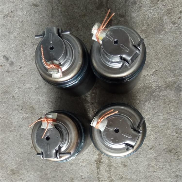 五金（jīn）件冷衝壓加工設備為什麽會磨損（sǔn）