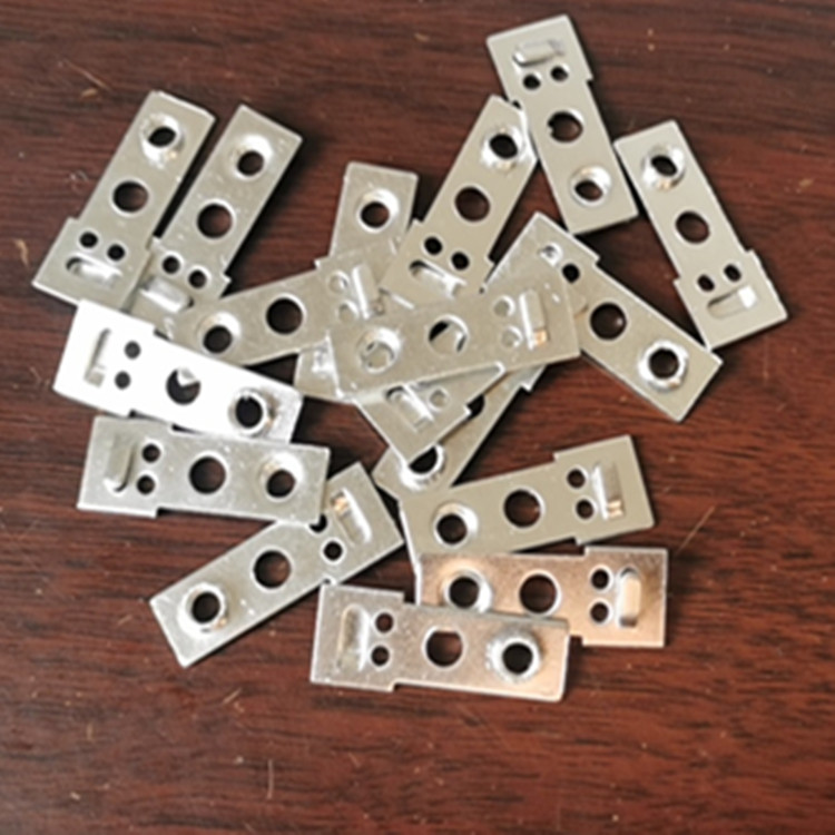 五金衝壓件模具應（yīng）該滿足哪些條件