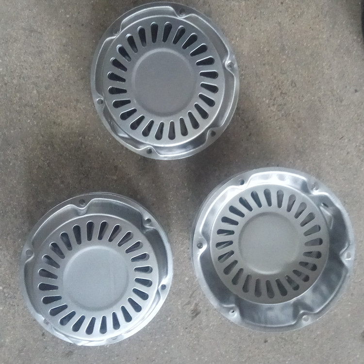 五金衝壓（yā）件生產廠家對於衝壓設備的選擇