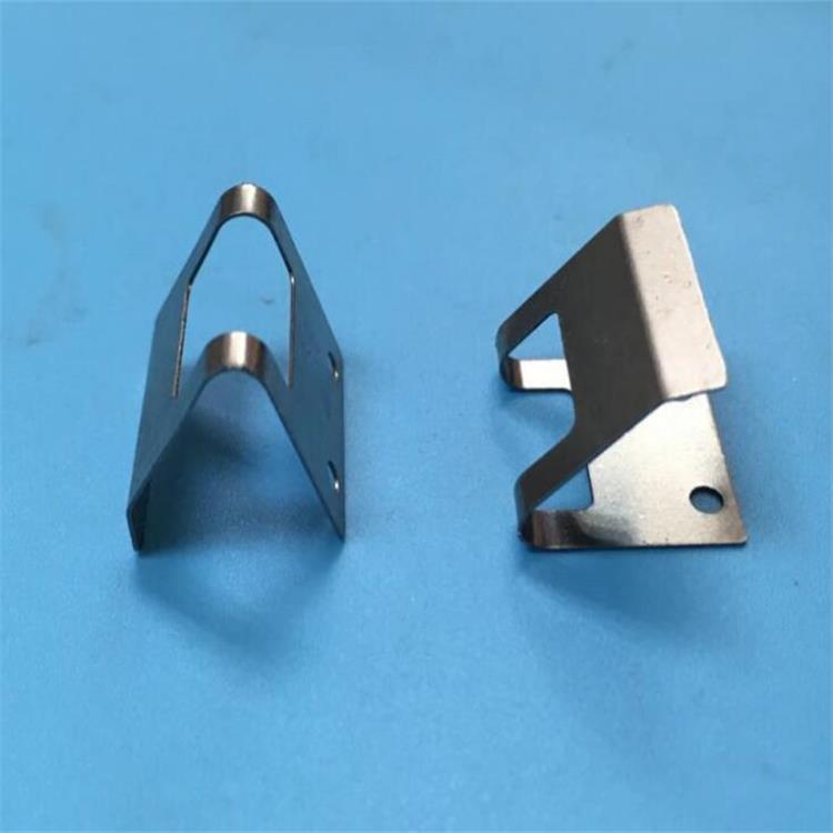 衝壓件彎曲加（jiā）工時出現擦傷是什麽原因