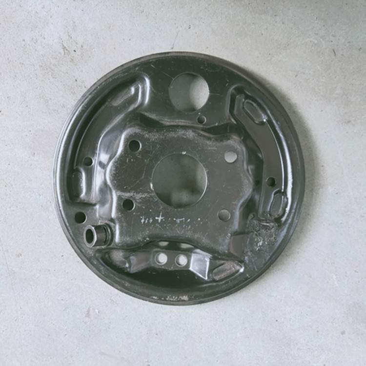   衝壓件（jiàn）加工廠裏所說的搭邊衝裁是什麽意思  