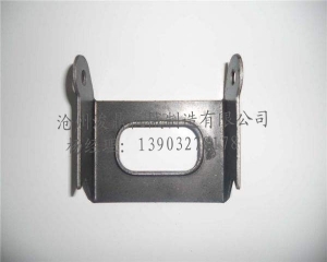 五金（jīn）衝壓件廠（chǎng）家正經曆著經濟（jì）結構朝產業優化升級